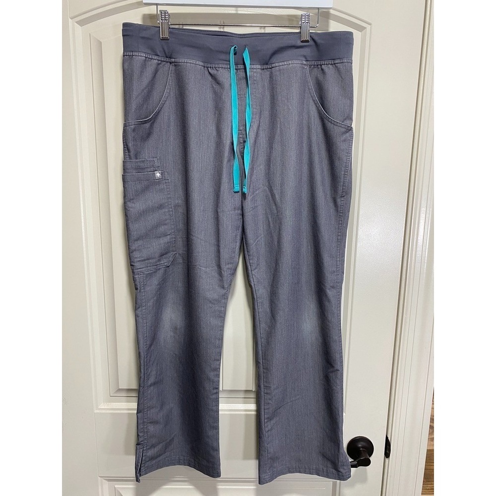 Figs Kade Cargo Women's Size L/P Cargo Gray Scrub Pants Straight Leg Technical